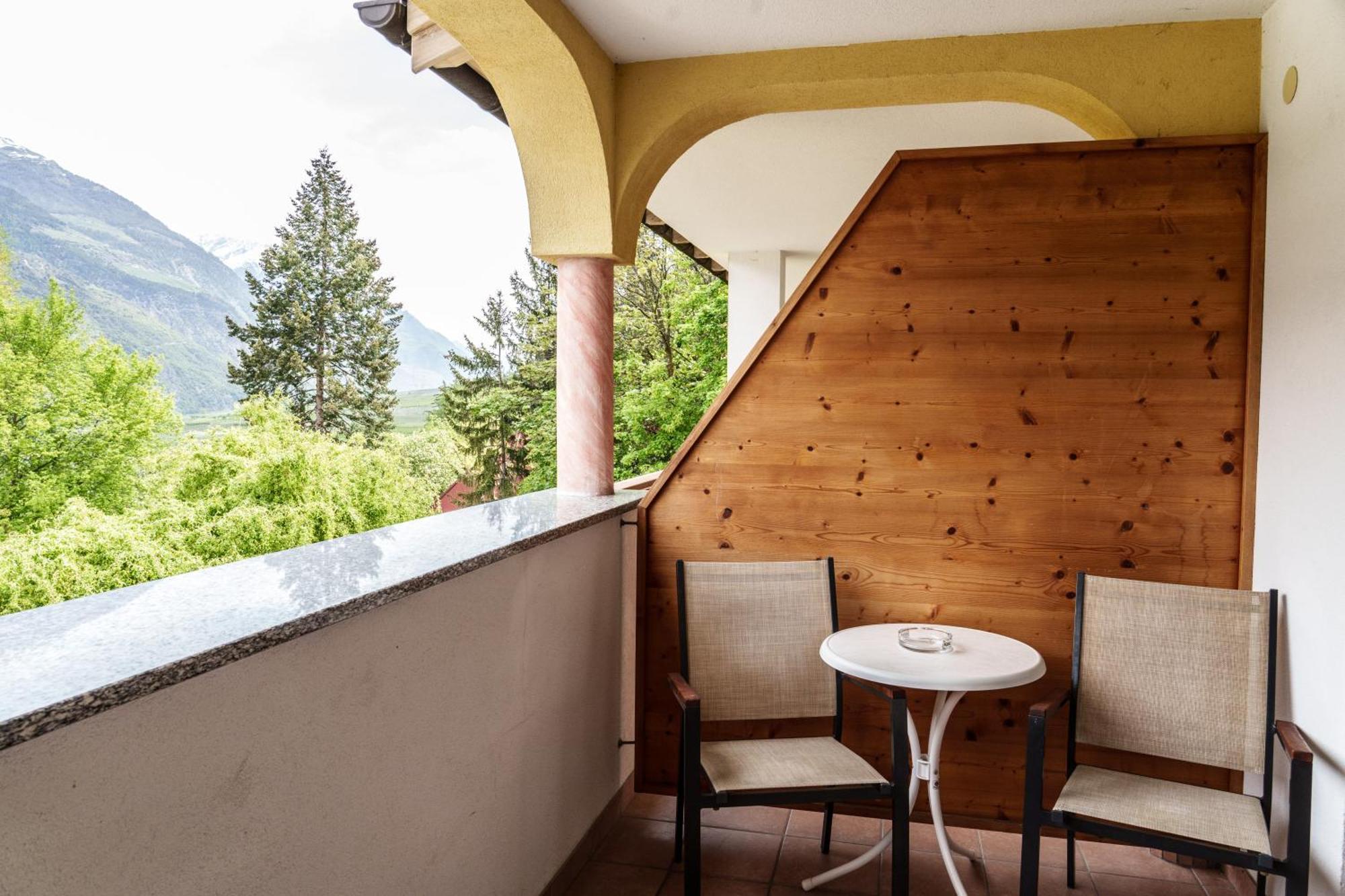 Landhotel Latscherhof Coldrano Exterior photo